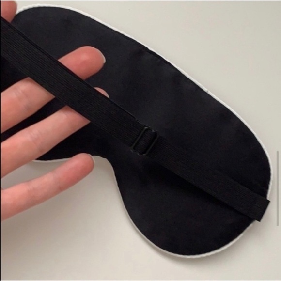 Silk Sleeping Eye Mask Hashtag SleepingB Black - Picture 5 of 7